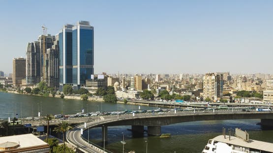 تتسلم مصر 3.5 مليار دولار وتترقب موجة استثمارات أجنبية جديدة