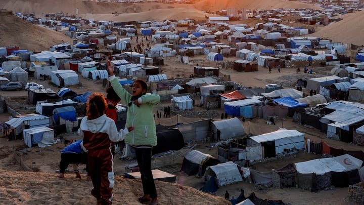 “خروقات الاحتلال تتواصل وغزة تواجه أزمة إنسانية”