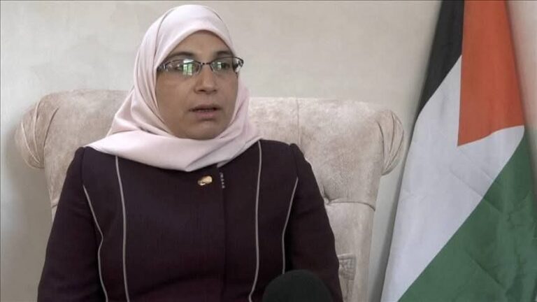 إستمرار لنهج القمع بحق الصحفيين الإحتلال يعتقل لمى خاطر والمنتدي يدين