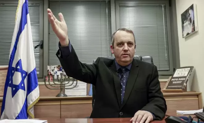 نائب صهيوني يقدم التماسا يعترض فيه على قانون إعدام الأسرى