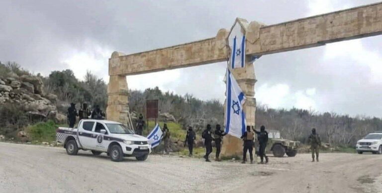 انقلاب في المزاج الأمريكي تجاه إسرائيل: استطلاع يكشف تآكل الثقة وتصاعد الرفض الشعبي