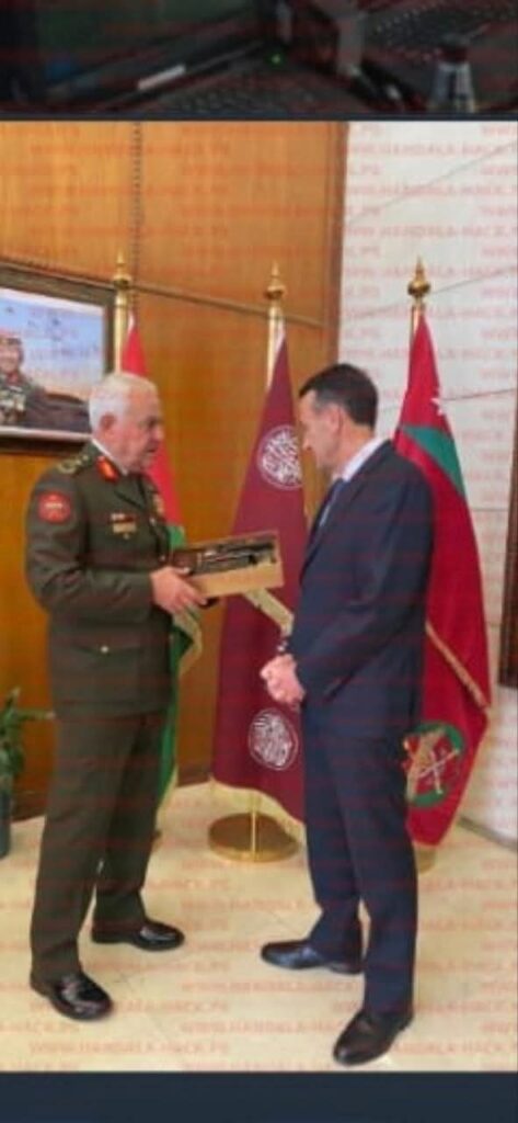 تسريب أمني يهز المؤسسة العسكرية الإسرائيلية: اختراق هاتف رئيس الأركان السابق وكشف مواد حساسة من أرشيف سري