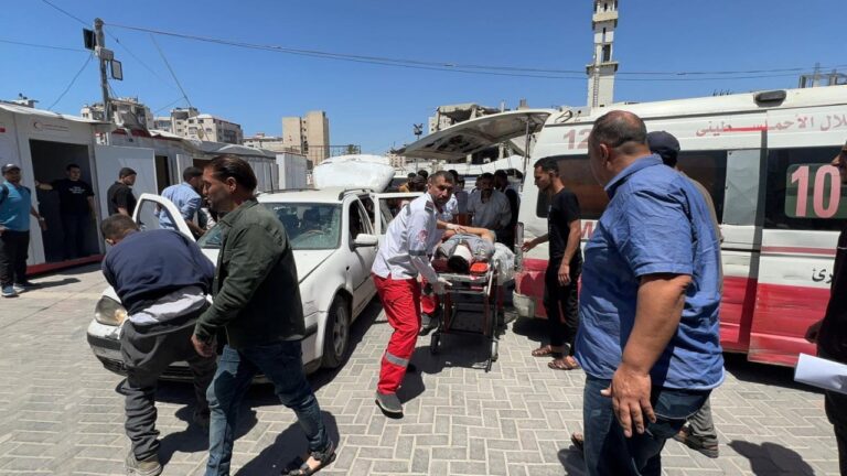 استشهاد 6 فلسطينيين بينهم 5 من عناصر الشرطة في قصف إسرائيلي شمال مدينة غزة