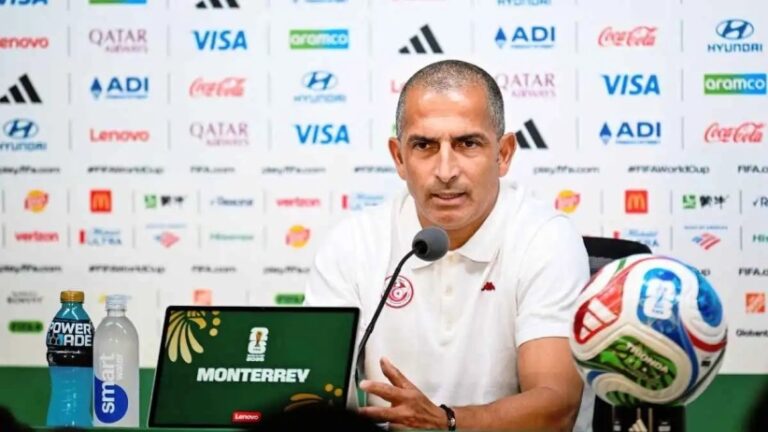أنباء متضاربة حول إقالة مدرب المنتخب التونسي