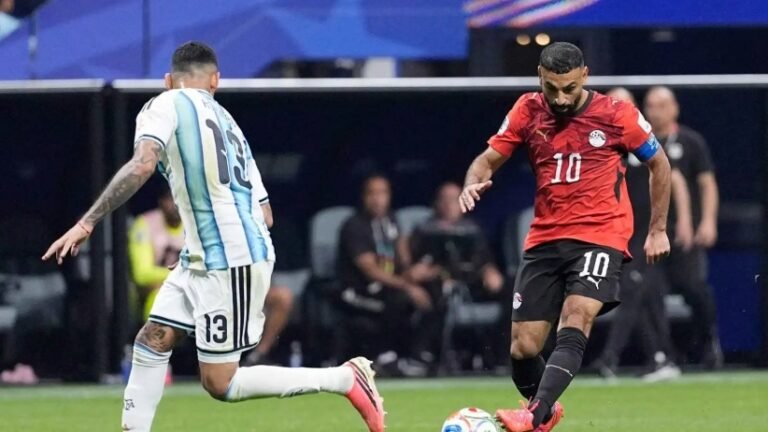 صلاح يرفض عرضا سعوديا