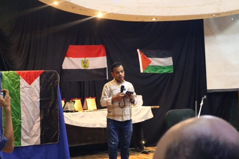 الكلمة والإعلام خط الدفاع الأول عن الرواية الفلسطينية